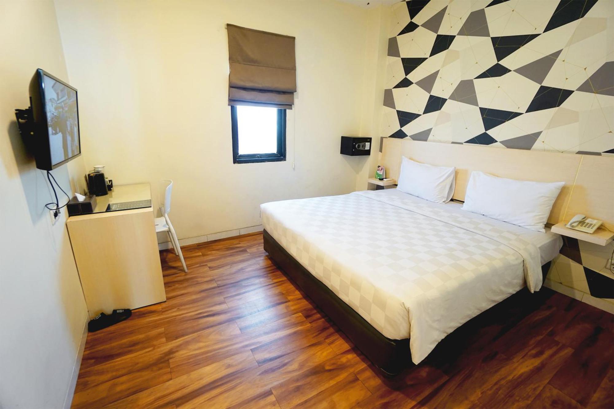 Hotel 88 Mangga Besar Raya 120 Jakarta By Wh Extérieur photo